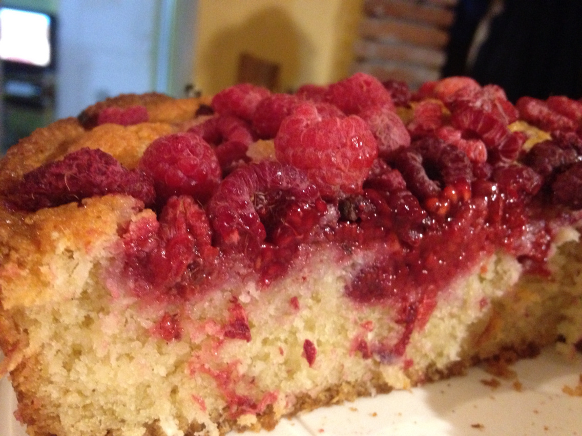  Coconut and raspberry cake 